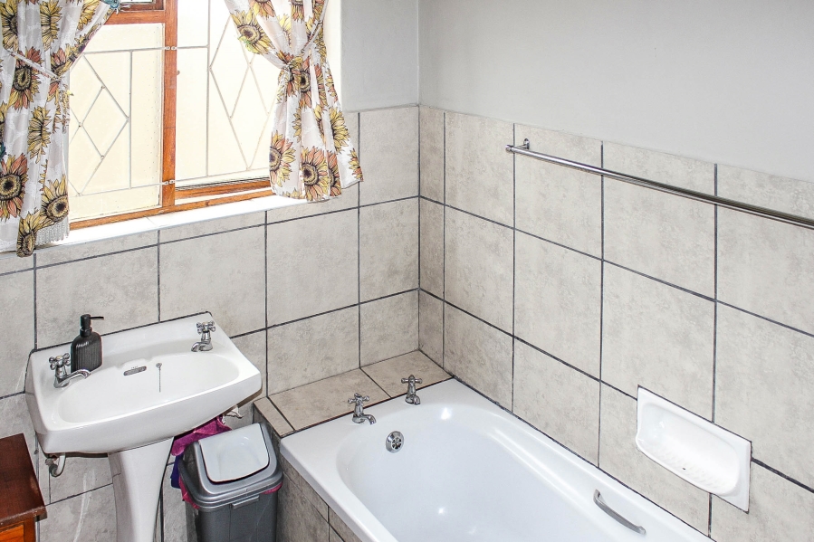 3 Bedroom Property for Sale in Bredasdorp Western Cape
